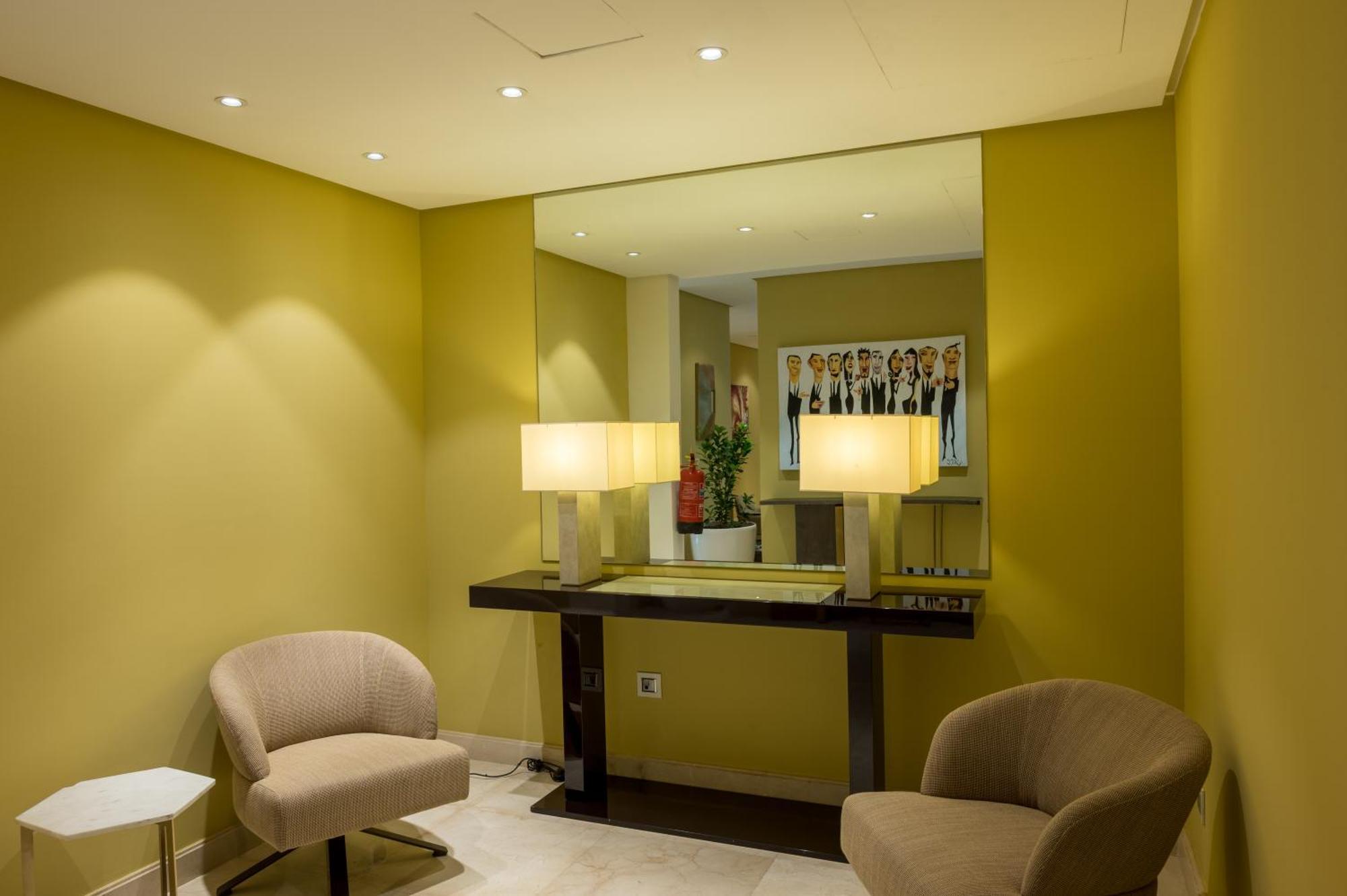 Hotel Vivienda Granada 4*